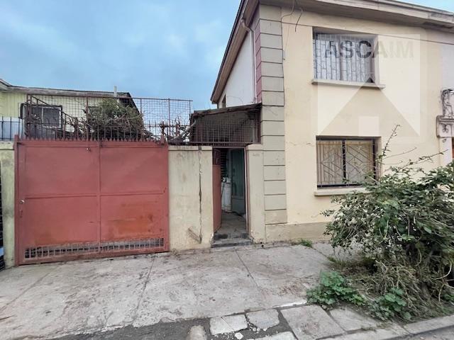 CASA EN INDEPENDENCIA